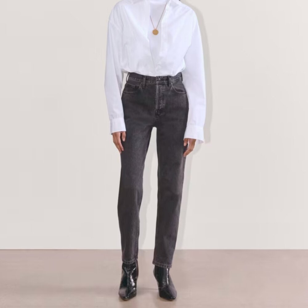 Everlane 90s Cheeky Jean